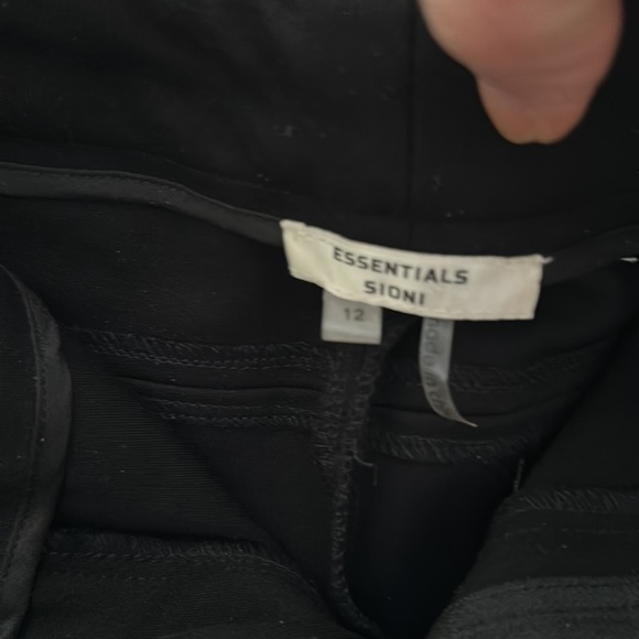 NWOT ESSENTIALS SIONI LADIES SIZE 12 black tapered dress pants - Picture 7 of 10